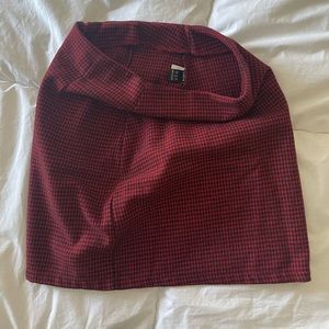 Red and black houndstooth SHEIN skirt, size S